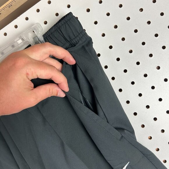 Nike Track Pants Men Large Black Team Woven Pants Training 824408 060 NWT Swoosh - Picture 3 of 9
